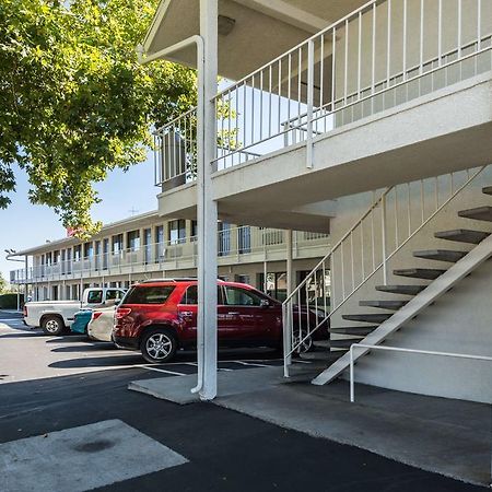 Motel 6-Reno, Nv - Virginia Plumb Extérieur photo